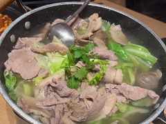 -川堂风·跷脚牛肉·乐山爆炒(宝山日月光店)