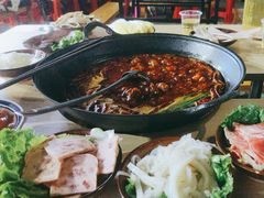 -乐闹闹重庆火鍋(民治店)