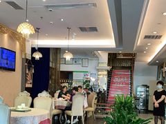 大堂-新粤新疆菜清真餐厅(拱北店)