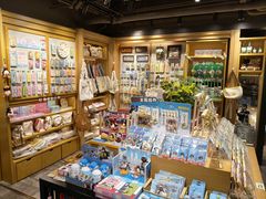 -猫的天空之城概念书店(苏州诚品店)
