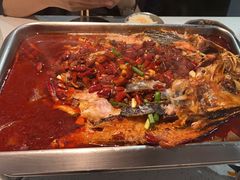 -鸣记脆皮烤鱼(岐山路店)