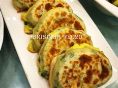 鸡蛋韭菜盒子-奥华餐厅·老张记(台基厂店)