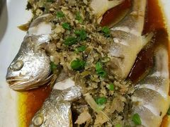 -八府香鸭·啫啫煲(华山路店)