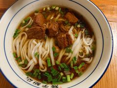 -矮子粉店1985·长沙米粉(湘春路店)