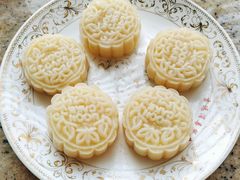 -臻爱住家月嫂育儿嫂(万达店)