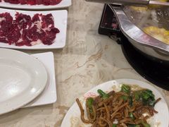 -粤潮牛肉火锅店(江南大道店)