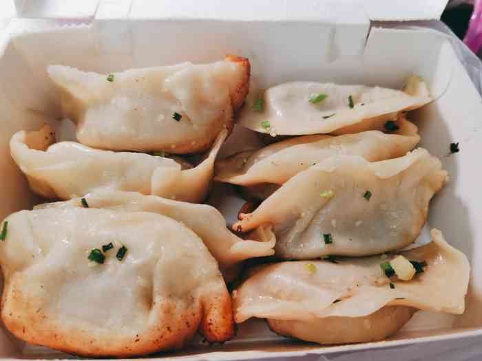 胡记·胡小柒锅贴游子老鸭粉丝汤(仙霞西路店)