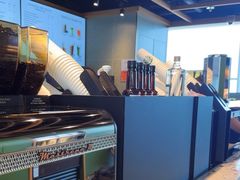 -星巴克(香港国际机场44号闸店)