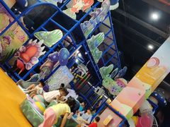 -蓝精灵乐园·世茂精灵之城主题乐园