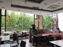 -来必堡(娄山关路店)