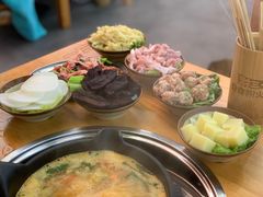 -黔三一夺夺粉酸汤火锅(百信店)