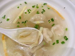 刀鱼馄饨-老半斋(福州路店)