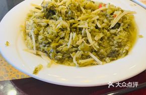 Pickled Mustard Greens Stir-fried with Shredded Pork