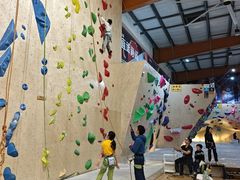 -成都大松果马达攀岩馆(金石店)