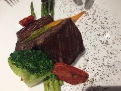 -POKEE VIA&Brunch·维娅(重庆来福士店)