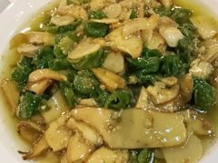 -菌海森林·非遗野生菌火锅(西山区滇池路摩根道店)