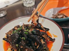 -川流不息·地道川菜·小龙虾(松东路店)