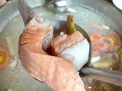 -三文彩虹鳟鱼庄