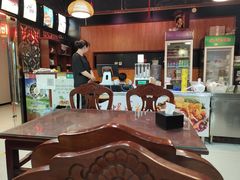 大堂-螺丰汇柳州螺蛳粉(苹果园地铁站F口店)