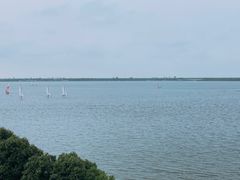 -上海滴水湖皇冠假日酒店