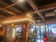 -巴卤社老火锅(财富店)