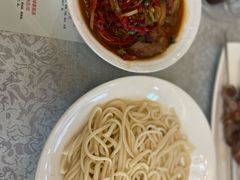 -汗腾格里·风味餐厅(新疆驻京办店)