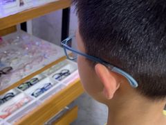 -美空眼镜·星趣控·新乐学·控优点合作店(周浦万达店)