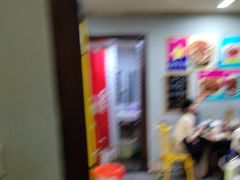 -渝嘴小老弟老火锅(华新村店)