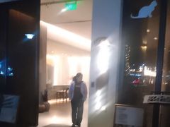 -阡陌上花园设计师民宿(深圳坪洲地铁站店)