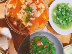 -老滇山寨•云南特色菜•地方菜•民族风情歌舞表演(金碧店)