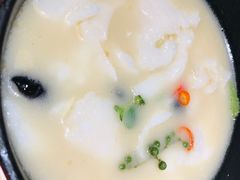 酸汤鱼-小大董·烤鸭(凤凰汇店)