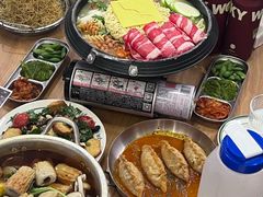 -WOW LUCKY创意韩料(龙阳广场店)