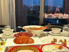 -海湾壹品中餐厅(远大购物中心店)