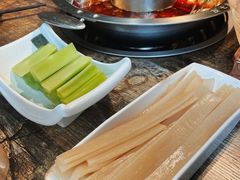 红薯宽粉-七友美蛙鱼头火锅(坂田店)