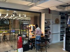 -宇不同照相馆(万嘉广场店)