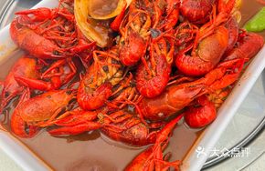 Spicy Thirteen-Spice Crawfish