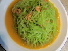 甜晒虾皮炒青笋丝-味莊·青岛菜(云霄路店)