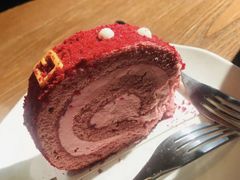 草莓红丝绒卷-星巴克(宁波老外滩店)