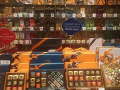 -VENCHI 闻绮(北京国贸商城店)