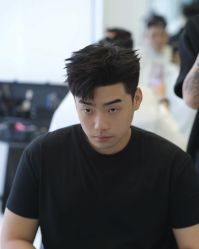 -米娜男士新国潮理发馆