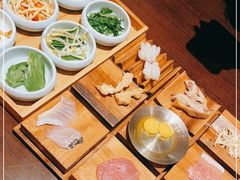 -银米·云南传统过桥米线(双廊黑金冠店)
