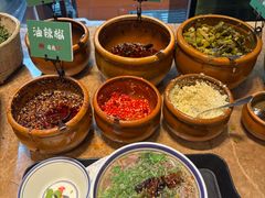 -云阿蛮云南生烫牛肉米线(奉贤路店)