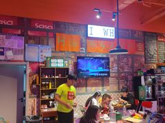 -蚝堡海鲜·威海菜·海肠捞饭·烧烤·亚洲吃蚝公司(幸福门店)