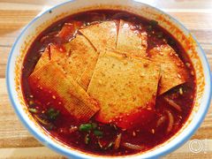 -老字号杨坡红油米线腊汁肉夹馍(东四道巷店)