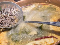 -洱火云南酸菜牛肉火锅(石景山当代商城店)