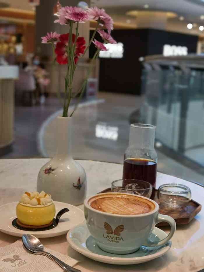 lavida coffee 唯地咖啡(海信店)-"唯地咖啡海信店,主打轻奢风格,位于