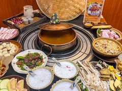 -阿山卓·野生菌火锅·纳西火塘烤肉