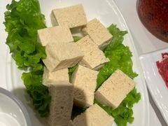 -潮汕三宝鲜牛肉火锅