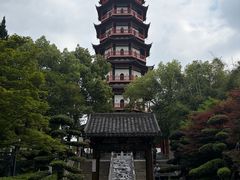-绳金塔