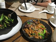 -彩蝶谷美食廊·粤式经典南番顺·铁板烧烤泰风味(广州长隆酒店)